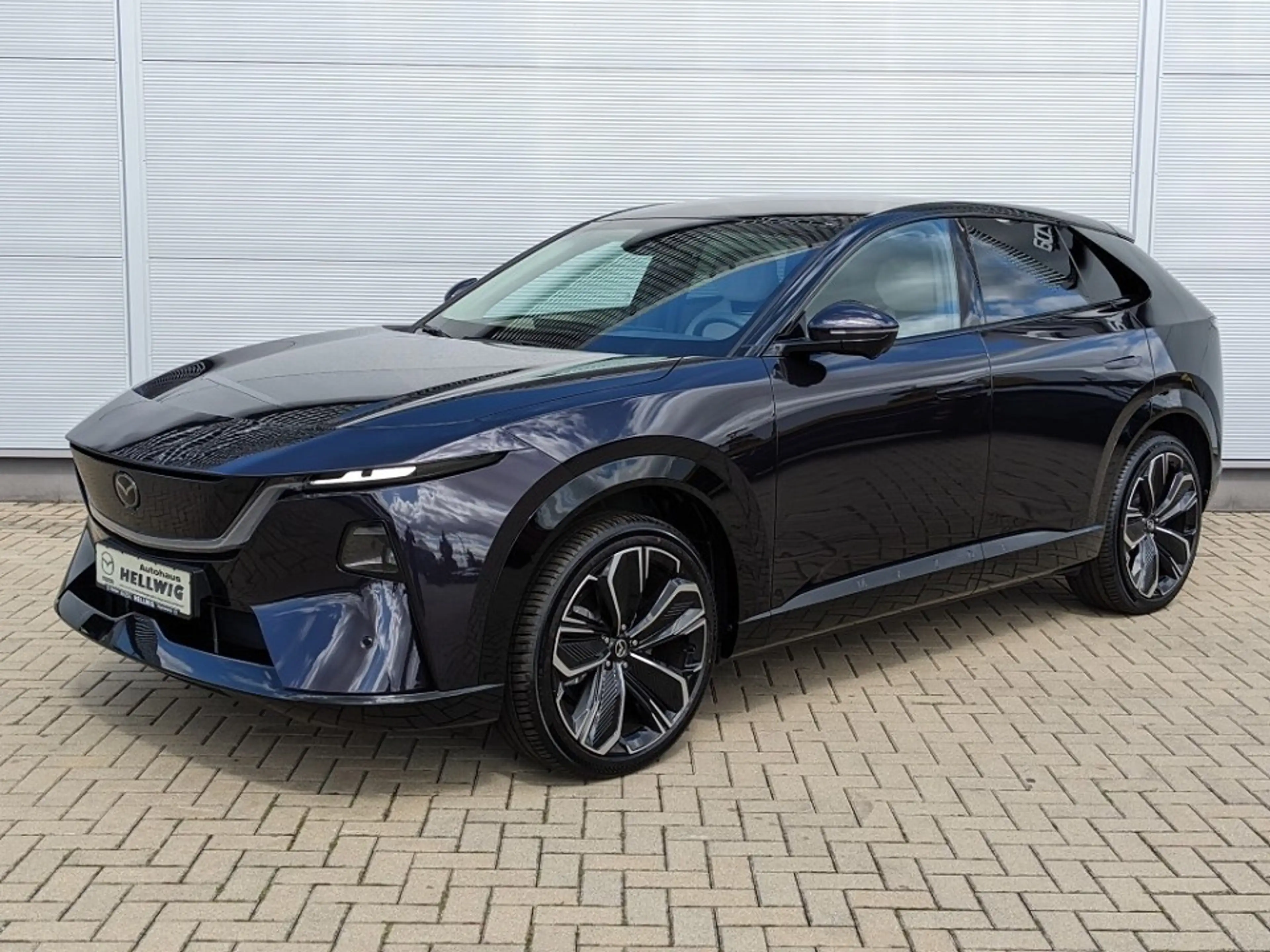 Mazda CX-6e EV (258PS) Takumi Leder Weiß 21" Alufelgen NEU — photo 2