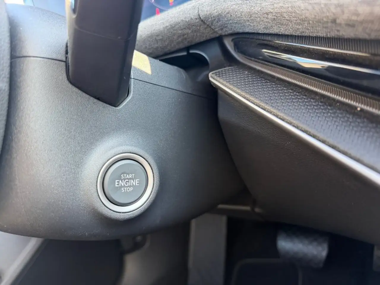 Skoda Superb Combi 2,0TDI DSG Navi/DCC/ACC/Kamera/Sitzhz. **, миниатюра 25