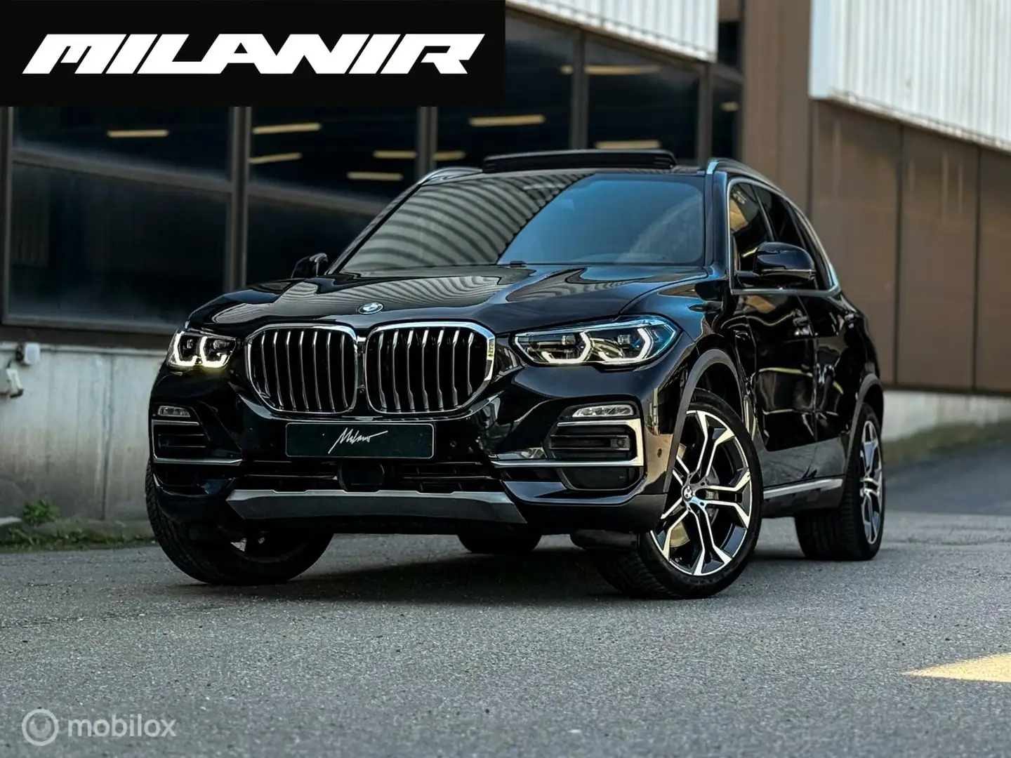 BMW X5 xDrive45e High Executive |Pano|Massage|H&K|HUD|360 Zwart - 1