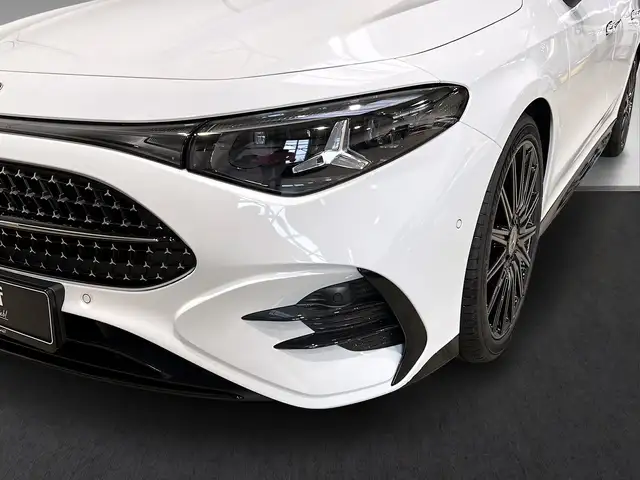 Mercedes-Benz Cla Class view 15