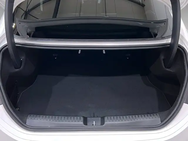 Mercedes-Benz Cla Class view 6