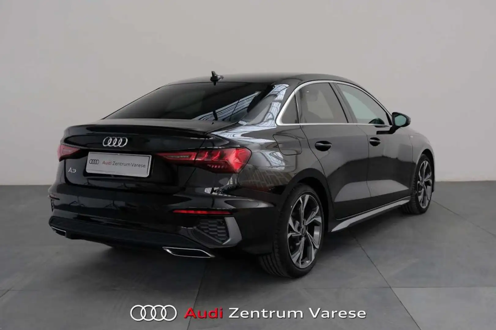 Audi A3 Sedan 35 2.0 tdi S line edition s-tronic Nero - 2