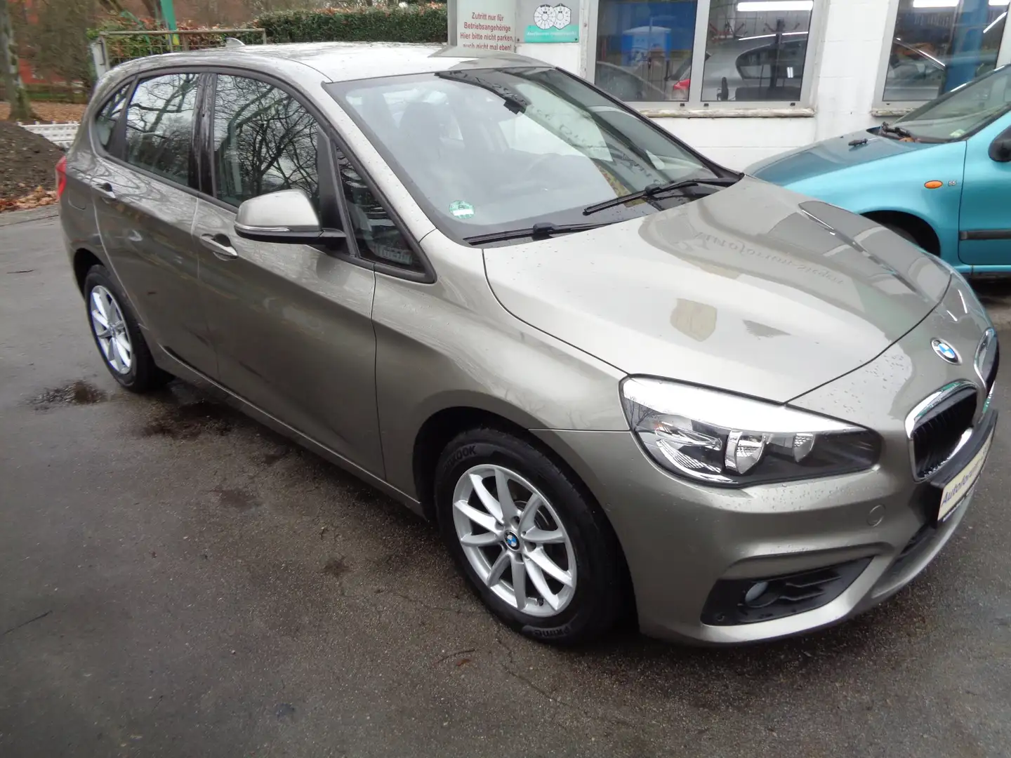 BMW 218 218 i Advantage 1.Hand/Navi/TOP mit Garantie!! Grigio - 2