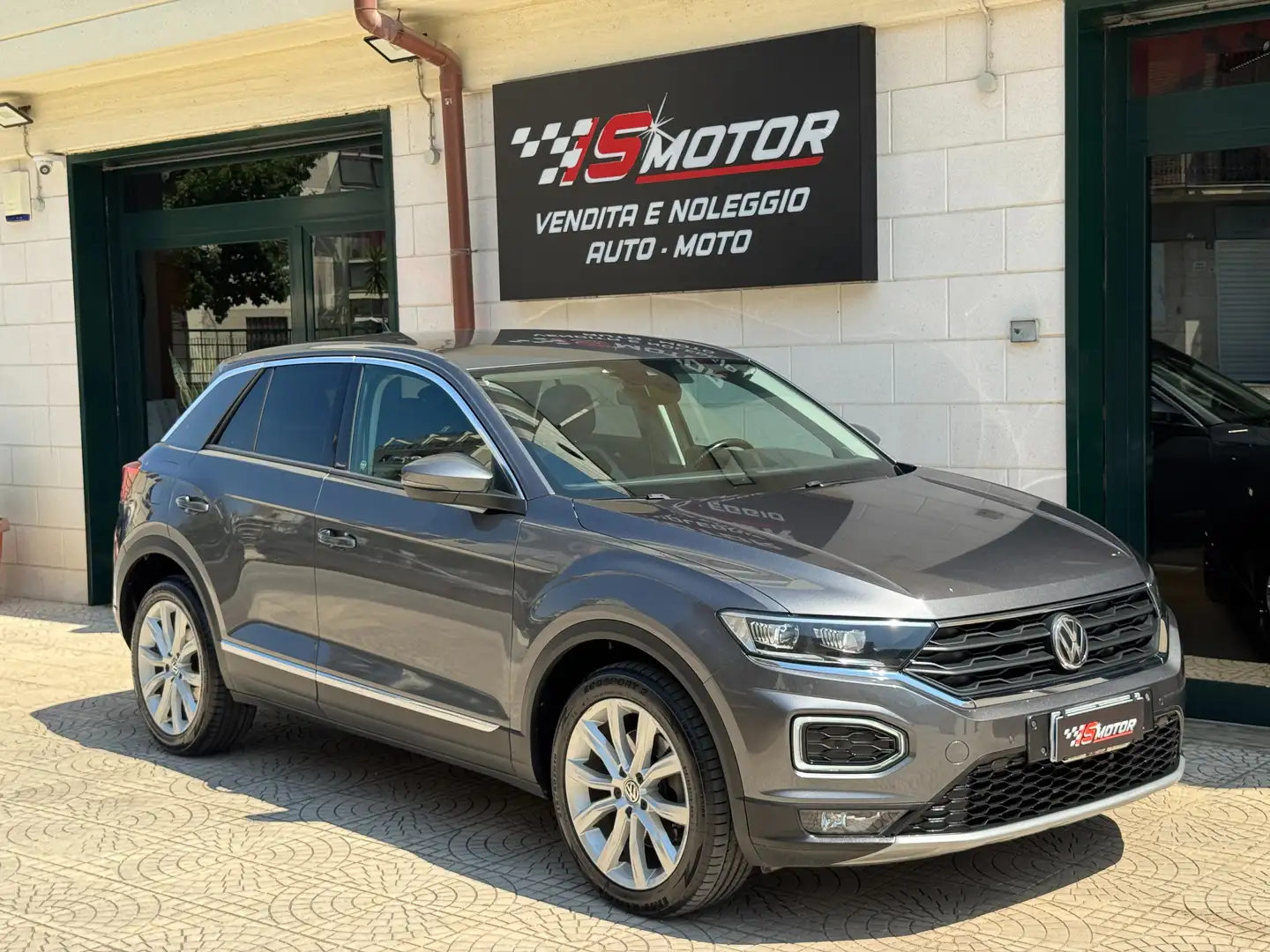 Volkswagen T-Roc 2.0 tdi Advanced 4motion dsg Grigio - 1