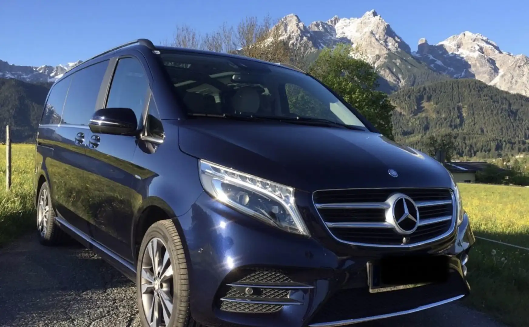 Mercedes-Benz V 250 (BlueTEC) d lang 7G-TRONIC Avantgarde Blau - 2