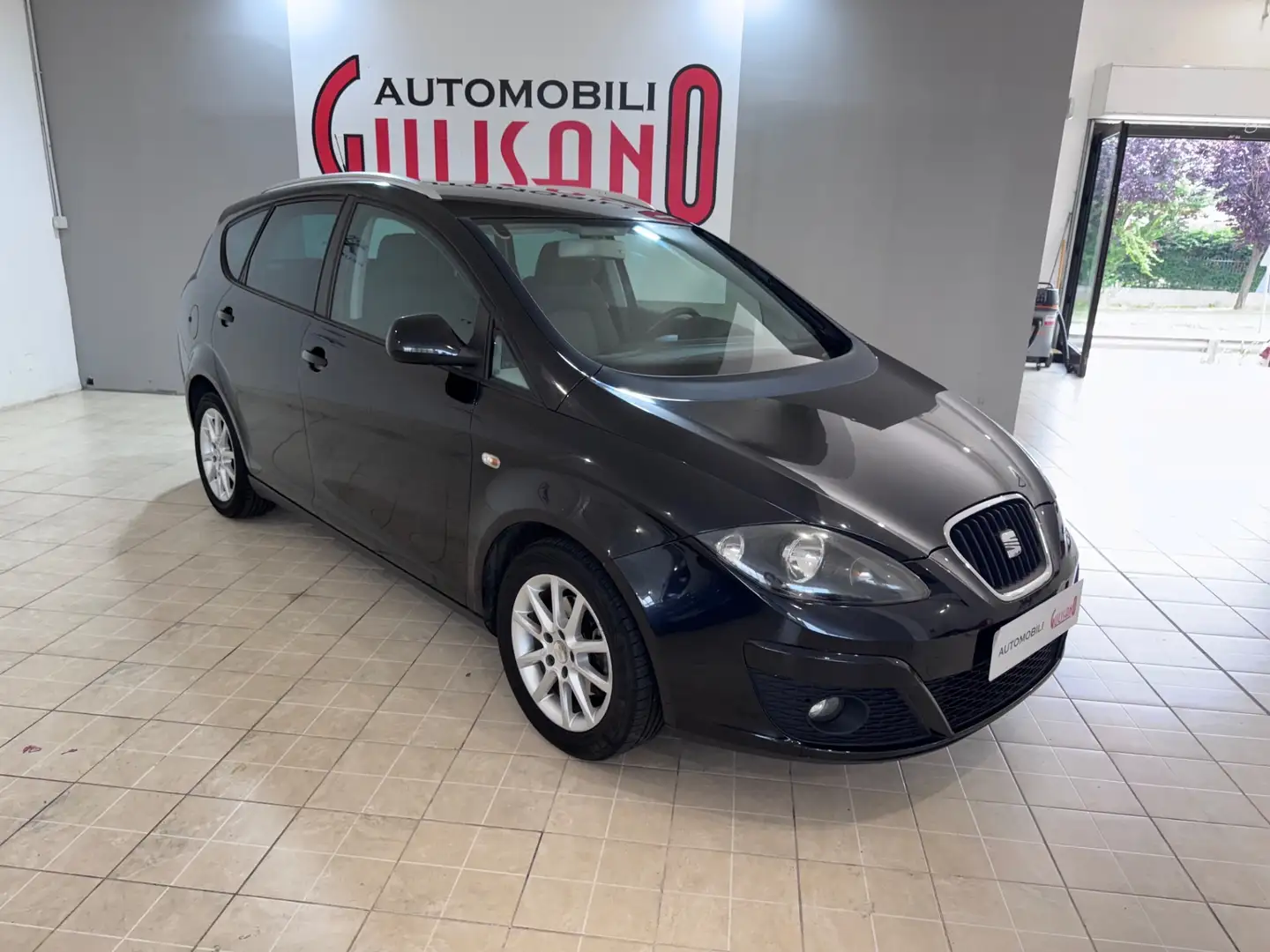 SEAT Altea XL 1.6 TDI 105 CV CR DPF Style Чёрный - 1