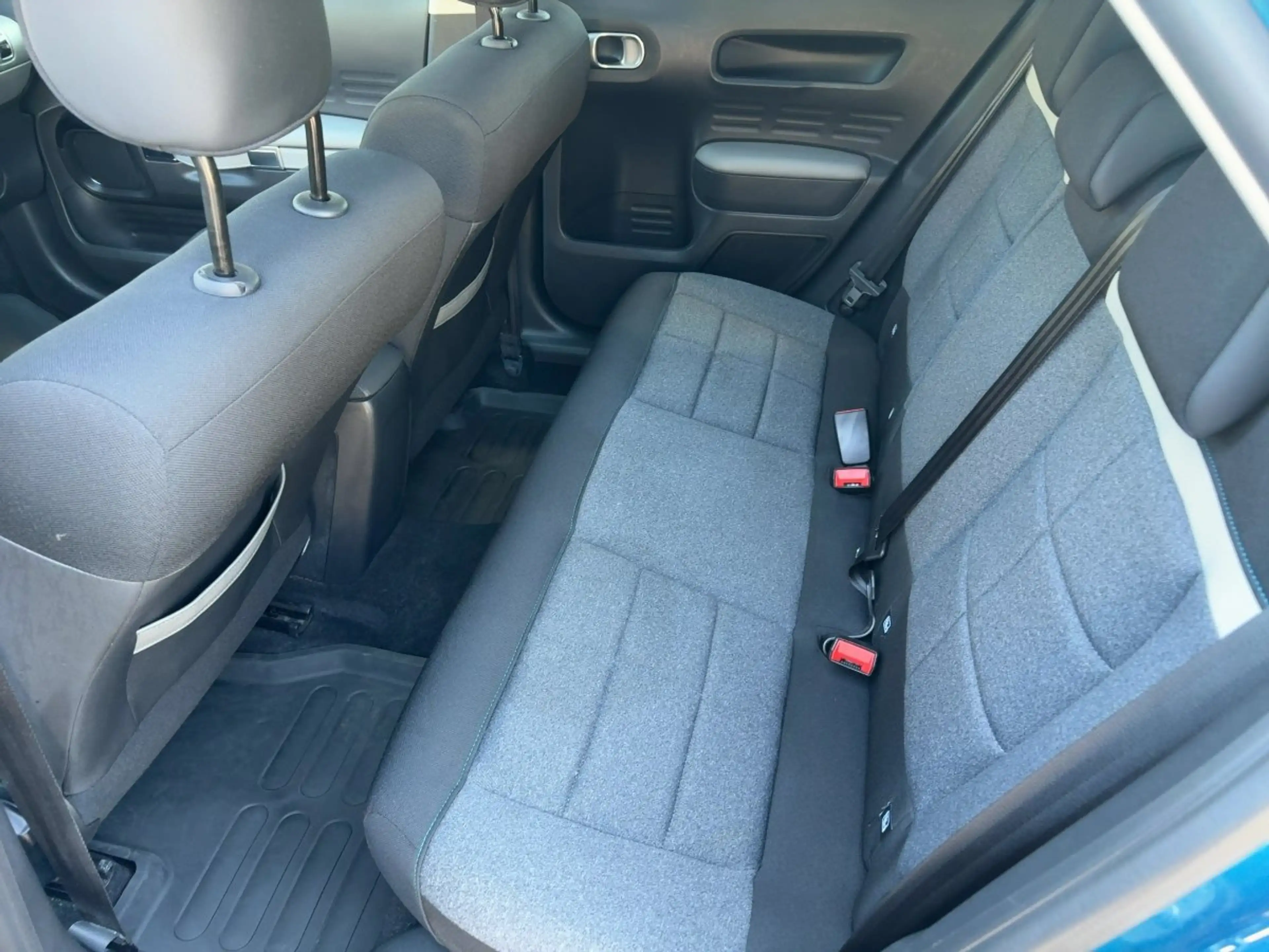 Citroen C4 Cactus 130 Shine *Pano*CarPlay*Kamera* — photo 9