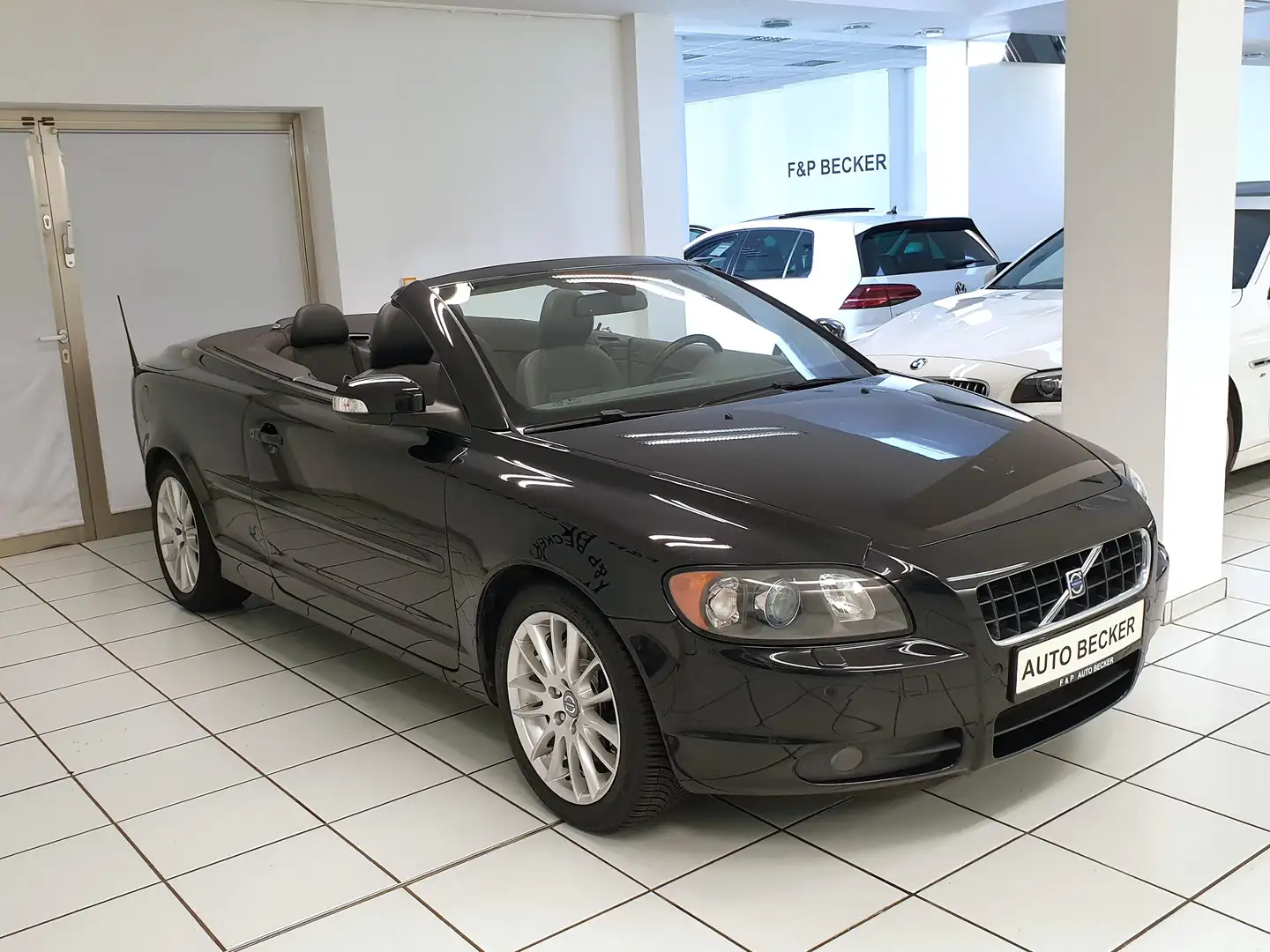 Volvo C70 2.0D Momentum Scheckheft Xenon SHZ Tempomat Чёрный - 2