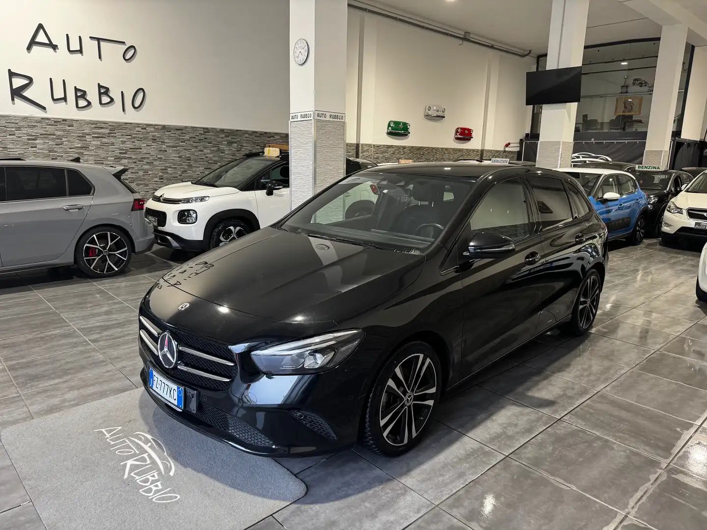 Mercedes-Benz B 180 B 180 d Premium auto Nero - 1