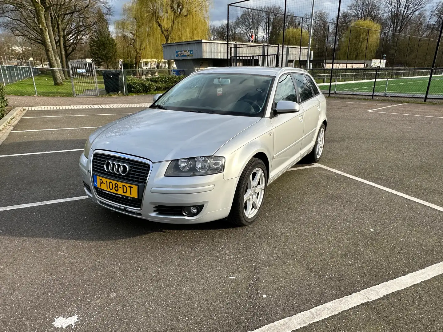 Audi A3 1.8 TFSI Attraction Zilver - 1