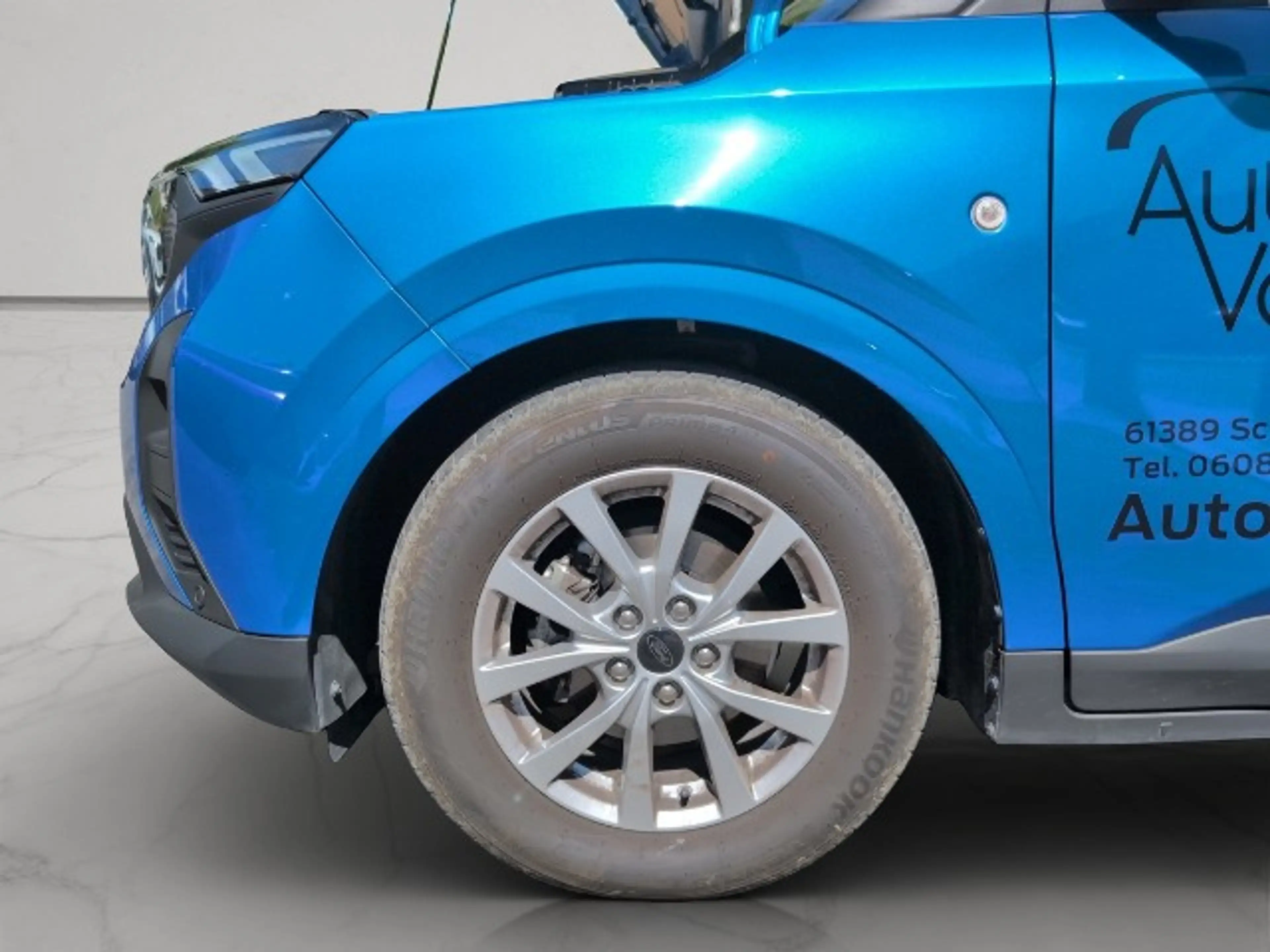 Ford Tourneo Courier Titanium — photo 14