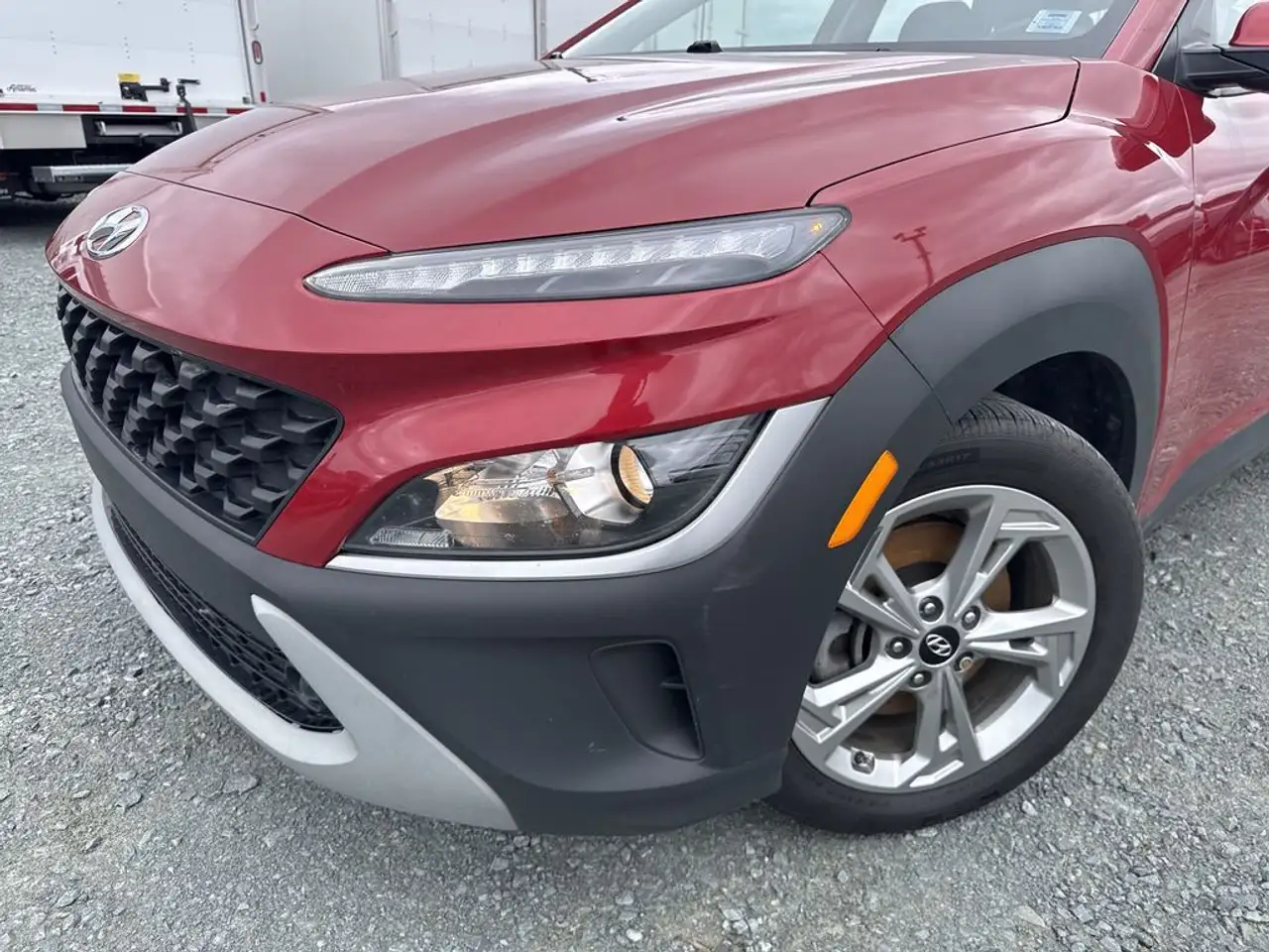 Hyundai KONA снимка Hyundai KONA