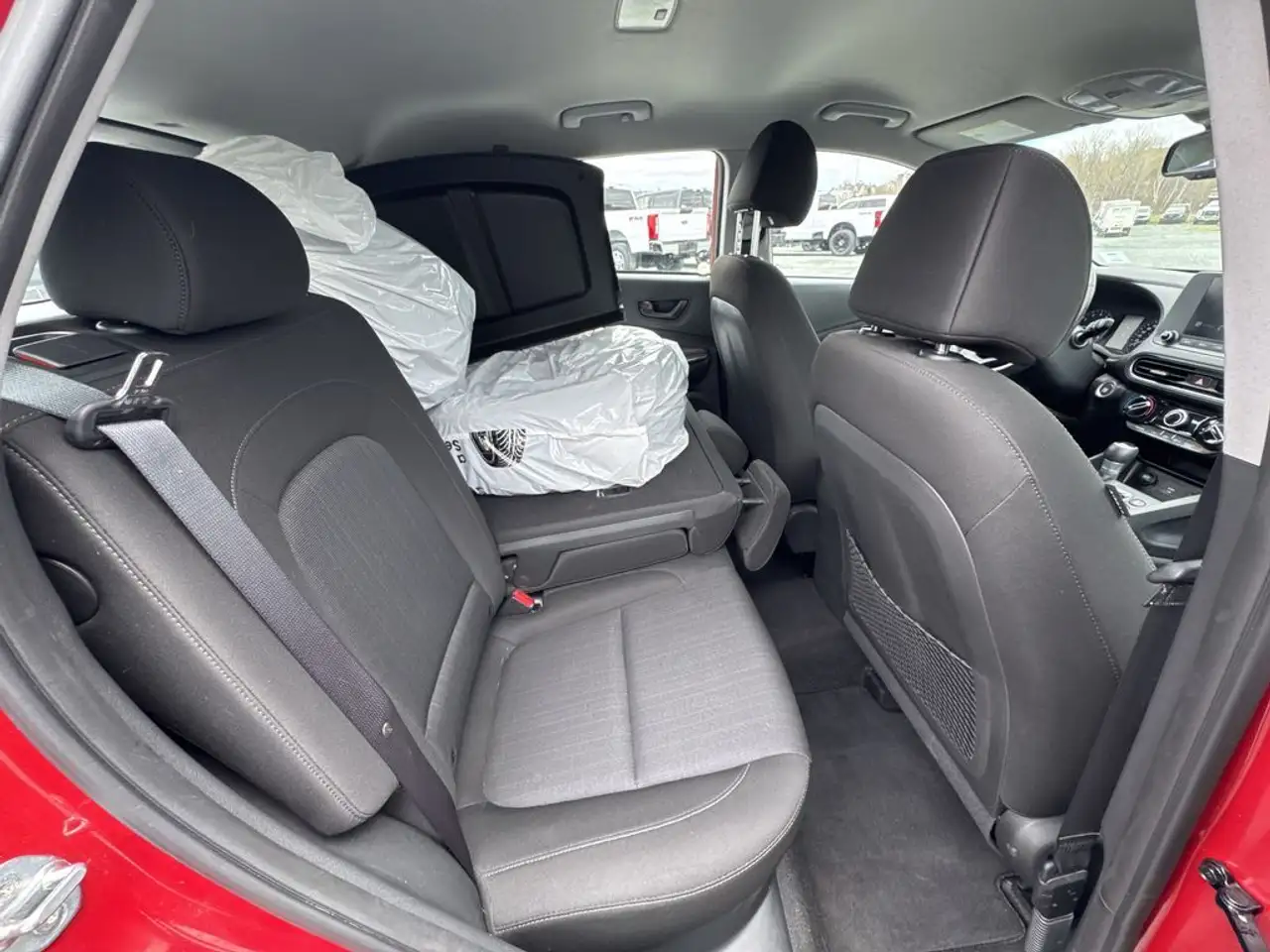 Hyundai KONA снимка Hyundai KONA