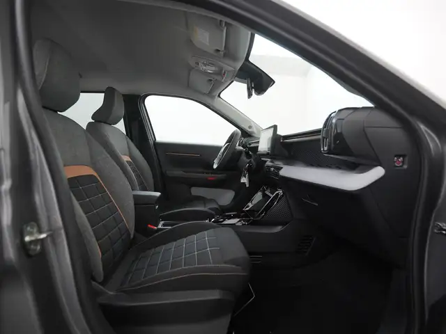 Citroen C3 Aircross view 3