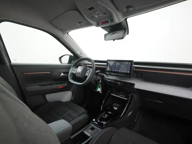 Citroen C3 Aircross view 2