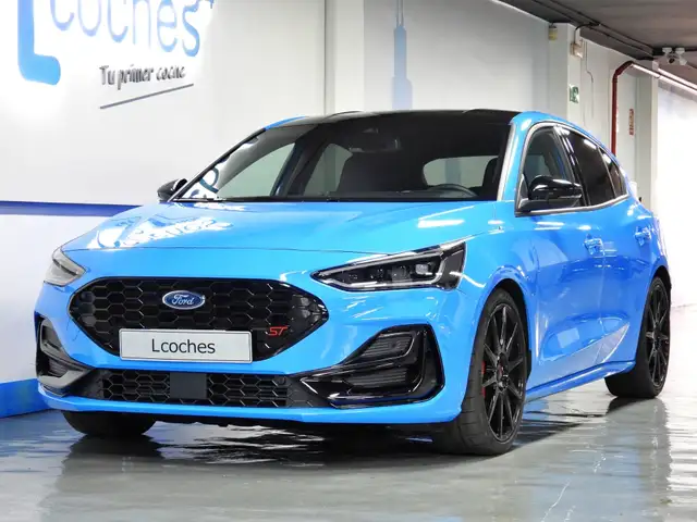 Ford Focus view 4
