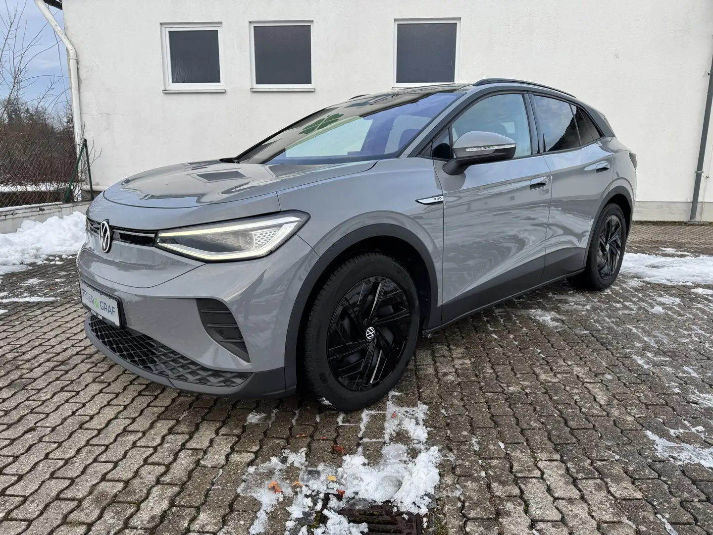 Volkswagen ID.4 Pro Performance 77 kWh ACC DCC eSITZE MATRIX PANO Grau - 2