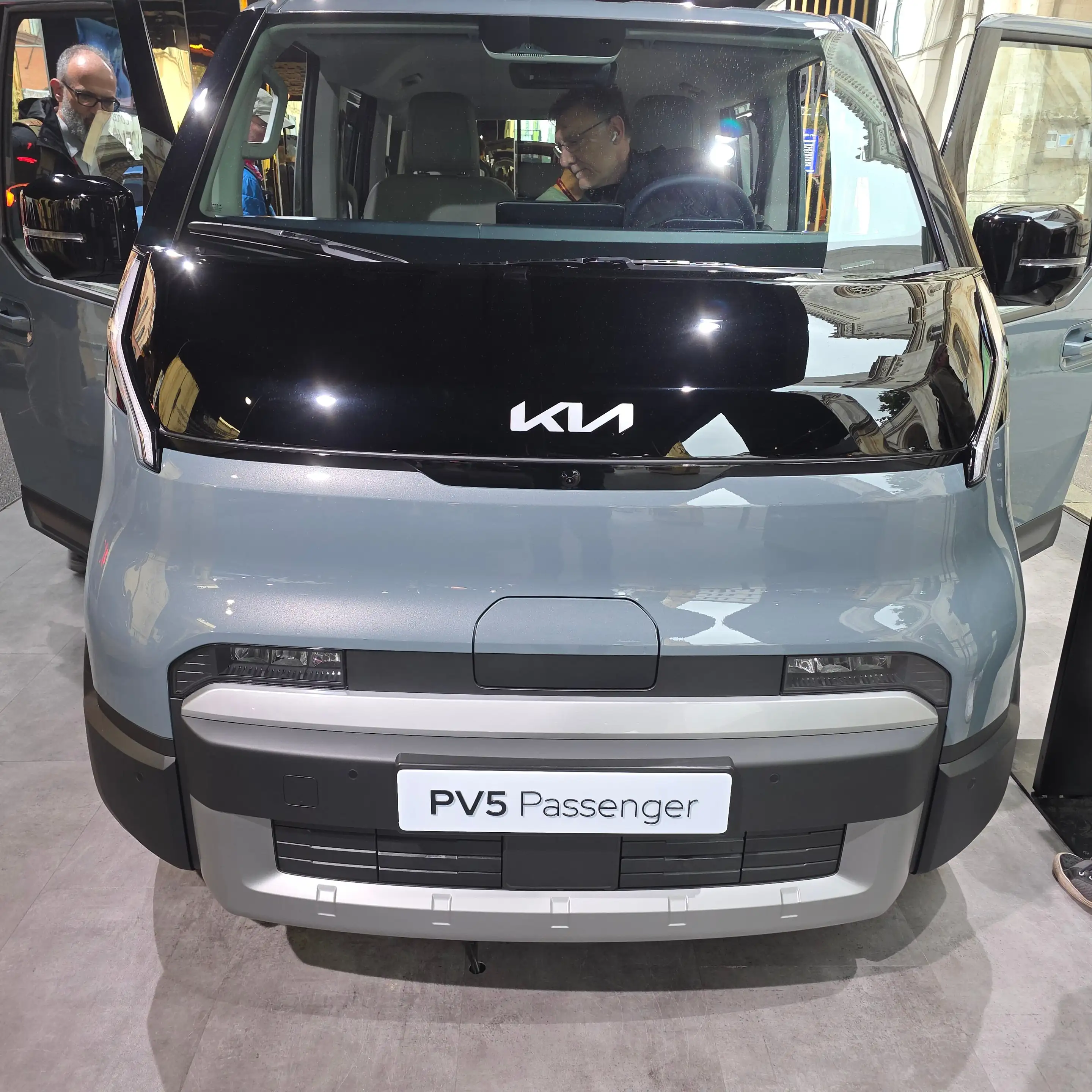 Kia PV5 Passenger Essential Nl. 24%* deutsches Bestellangebot