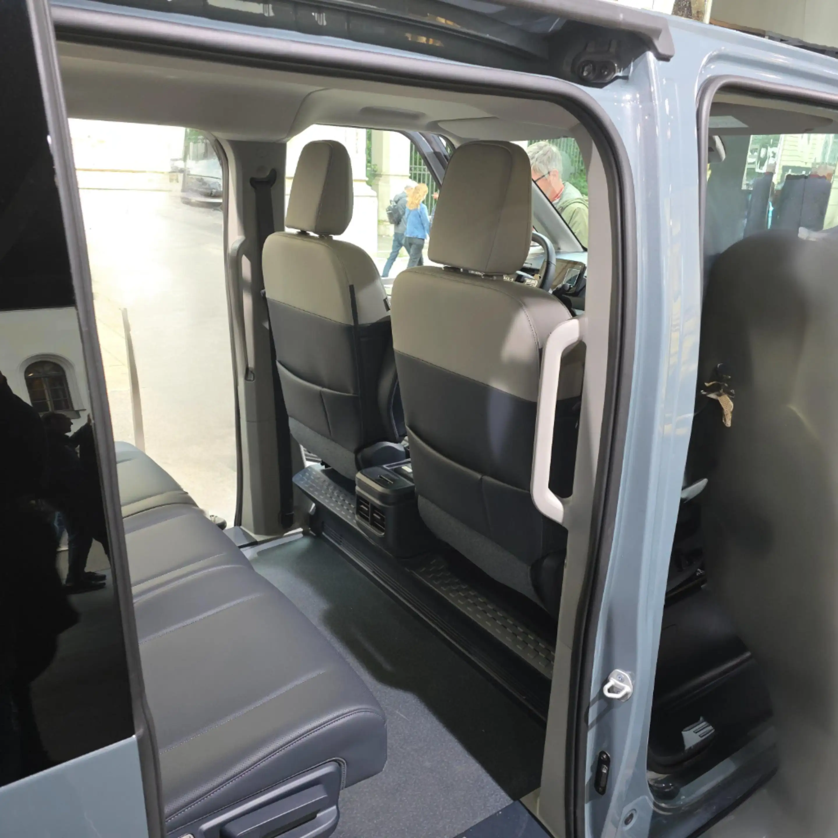 Kia PV5 Passenger Essential Nl. 24%* deutsches Bestellangebot — photo 8