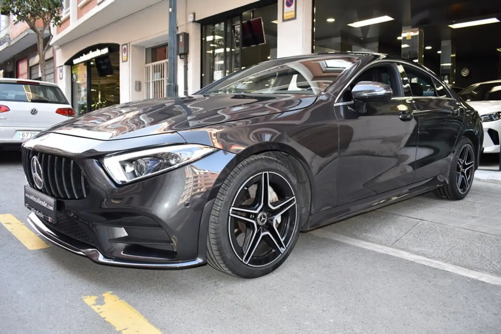 Mercedes-Benz CLS 450 4Matic Aut. Gris - 2