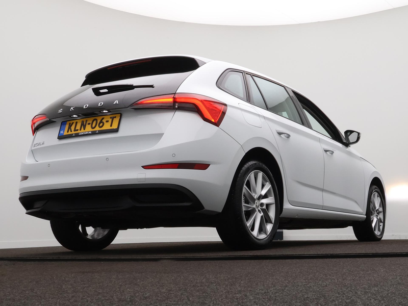 Skoda Scala 1.0 TSI Ambition Automaat | PDC Achter | Led | Car — photo 11