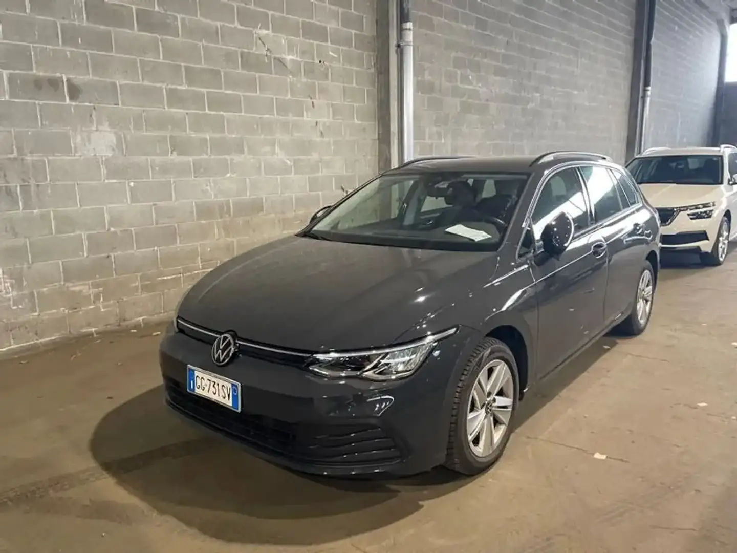 Volkswagen Golf Variant 2.0 tdi Life 115cv  GG731SV Grigio - 2