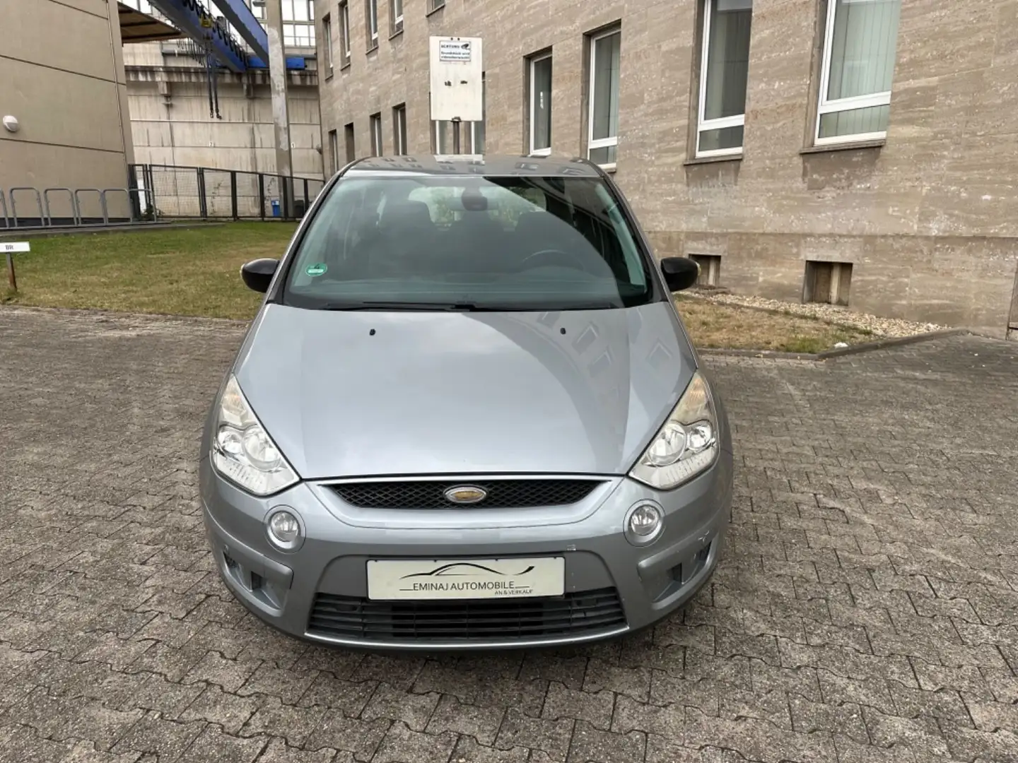 Ford S-Max S-MAX Trend 2.0 *Gasanlage* Tempomat Grau - 2