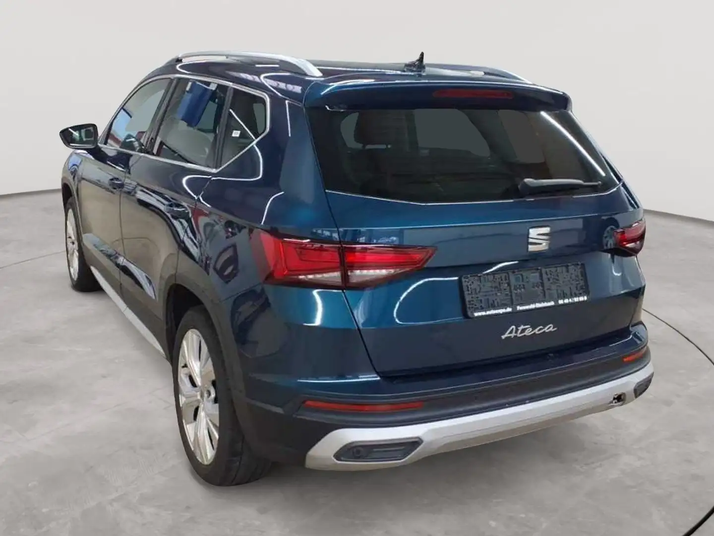 SEAT Ateca 2.0 TDI DSG Xperience Navi Bleu - 2