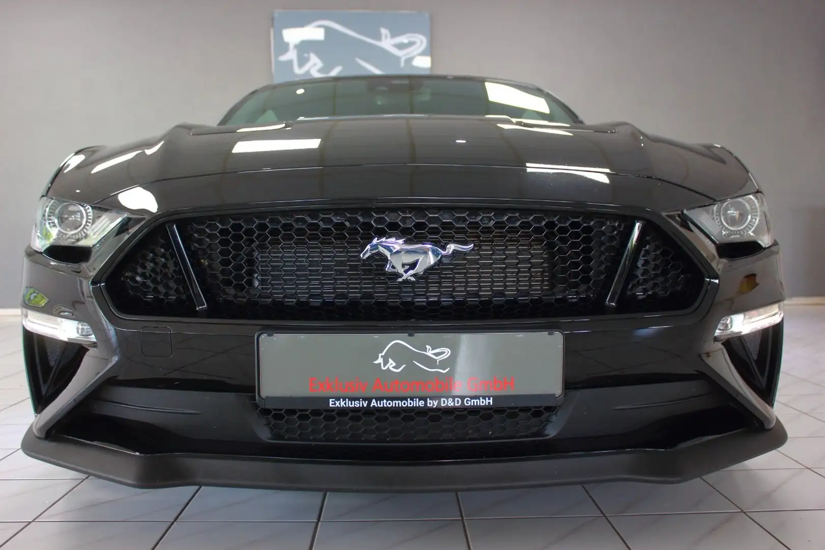 Ford Mustang 5.0 V8 10G~DEUTSCH+UNFALLFREI+5Tkm+MRI~2 Schwarz - 2