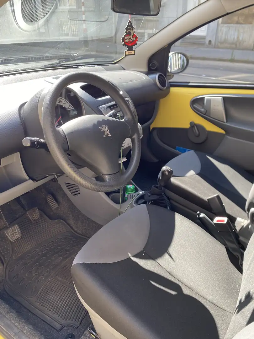 Peugeot 107 1.0i Urban Move - 2