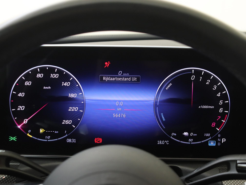 Mercedes-Benz C 300 e AMG Line / Achteruitrijcamera / Stoelverwarming — photo 12