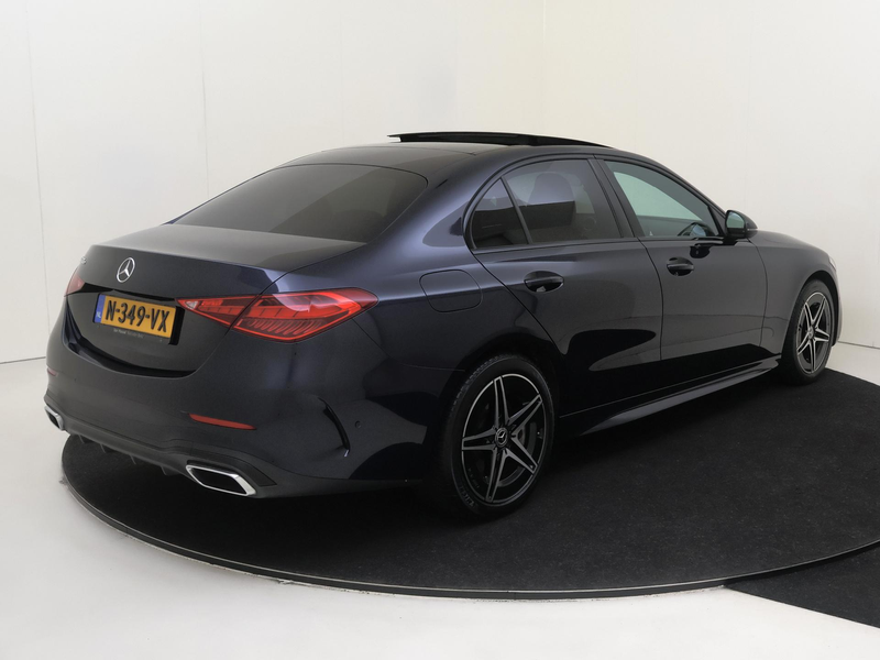 Mercedes-Benz C 300 e AMG Line / Achteruitrijcamera / Stoelverwarming — photo 4