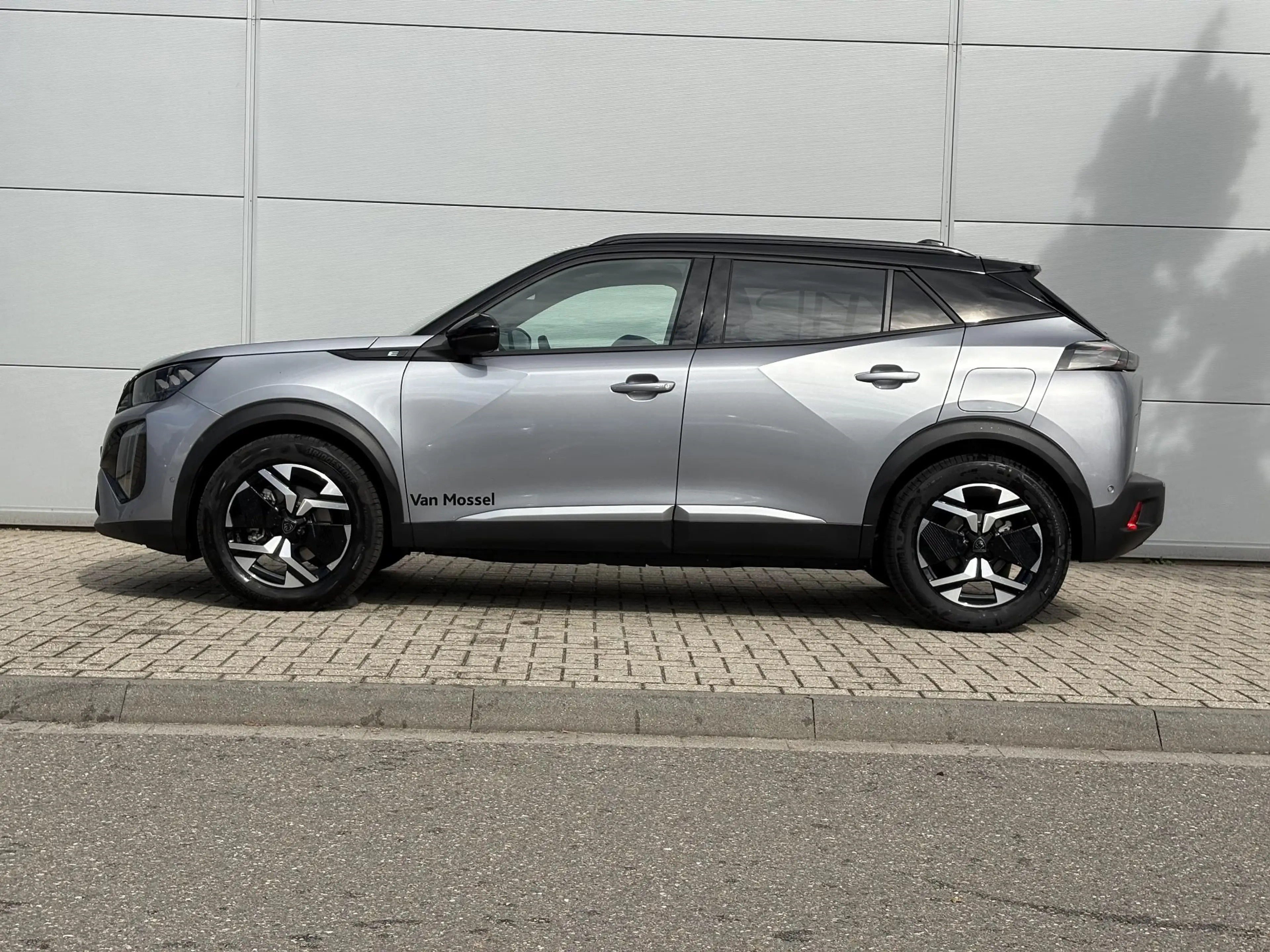 Peugeot e-2008 EV GT 54 kWh | 360 Camera | Elektrische bestuurder — photo 3