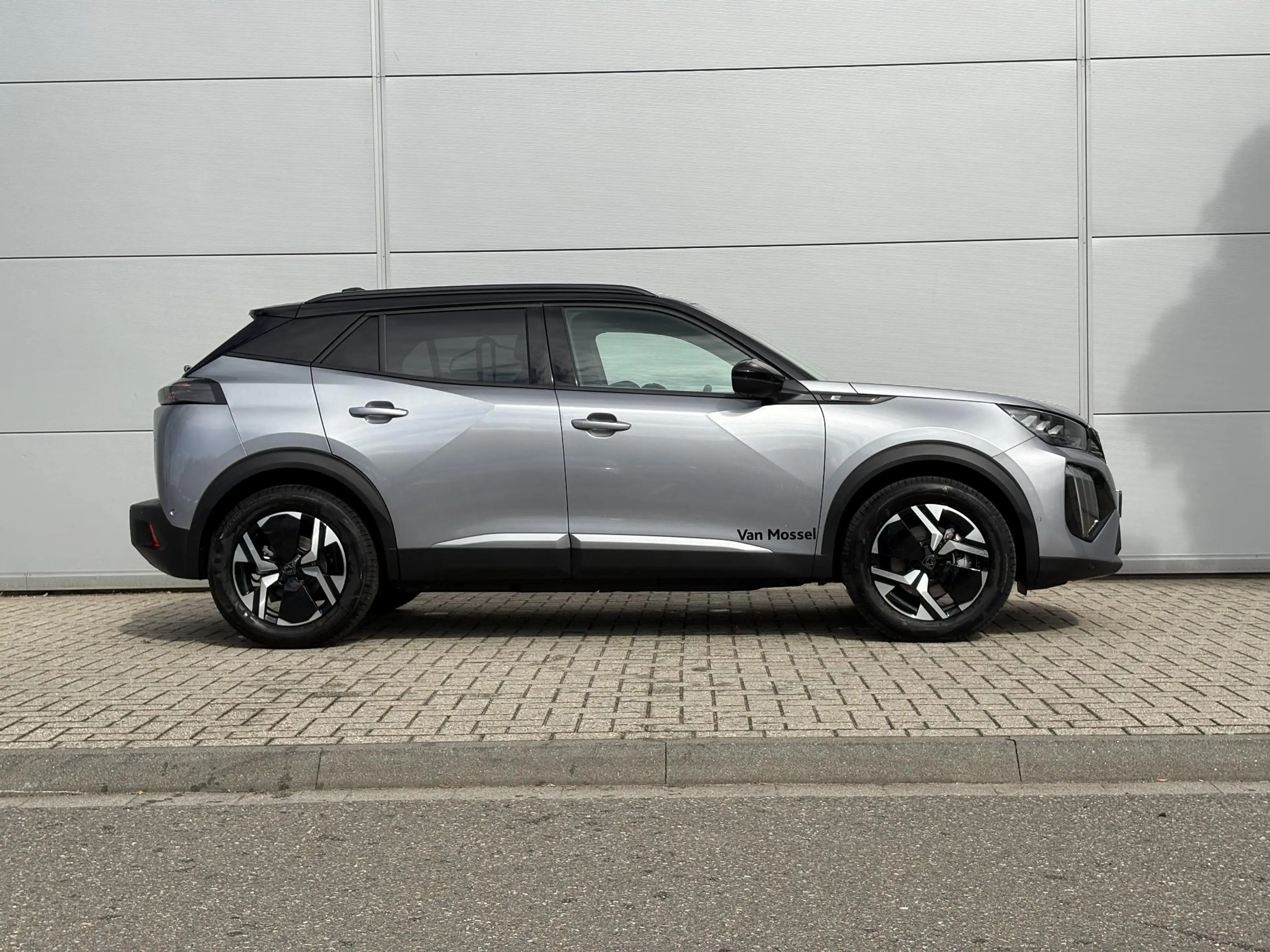 Peugeot e-2008 EV GT 54 kWh | 360 Camera | Elektrische bestuurder — photo 7