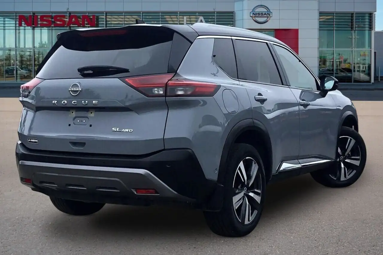 Nissan Rogue снимка Nissan Rogue