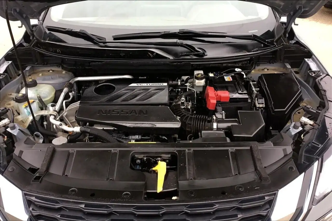 Nissan Rogue снимка Nissan Rogue