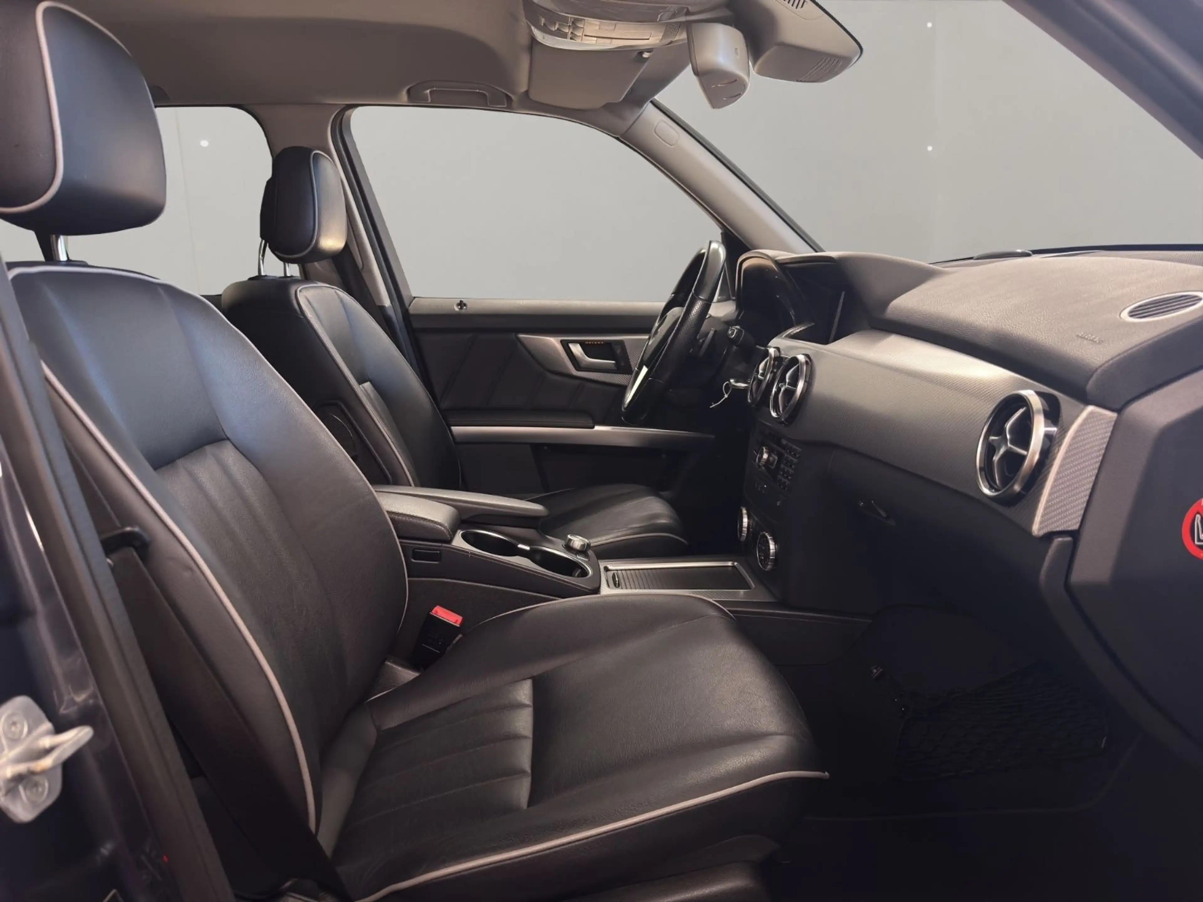 Mercedes-Benz GLK 350 CDI 4Matic Leder Kamera HarmanKardon ILS — photo 14