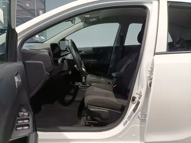 Kia Picanto view 8