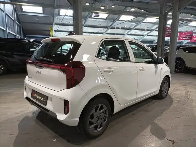 Kia Picanto view 5