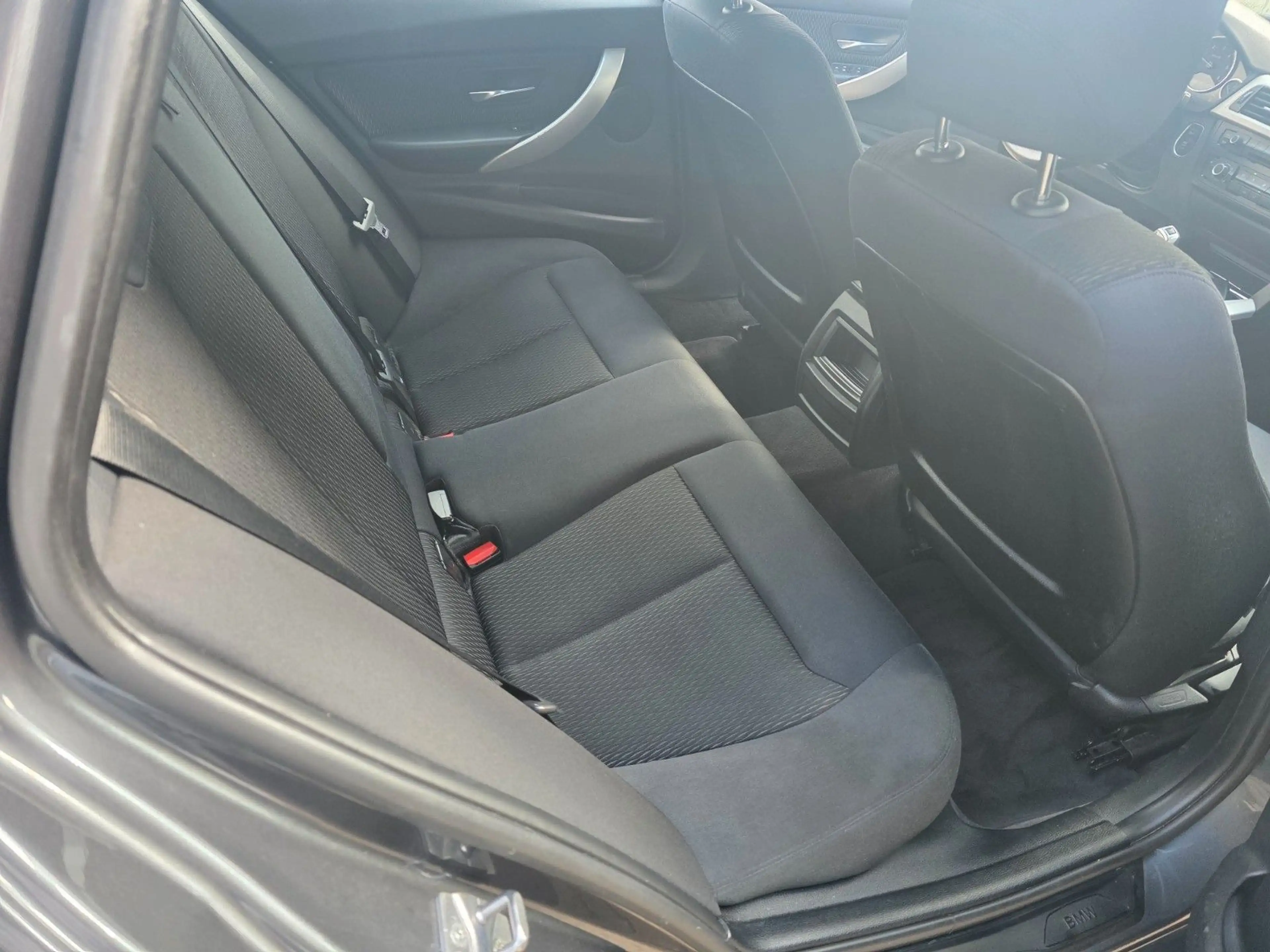 BMW 320 d x Drive Touring Sport Line Automatik Euro 5 — photo 9