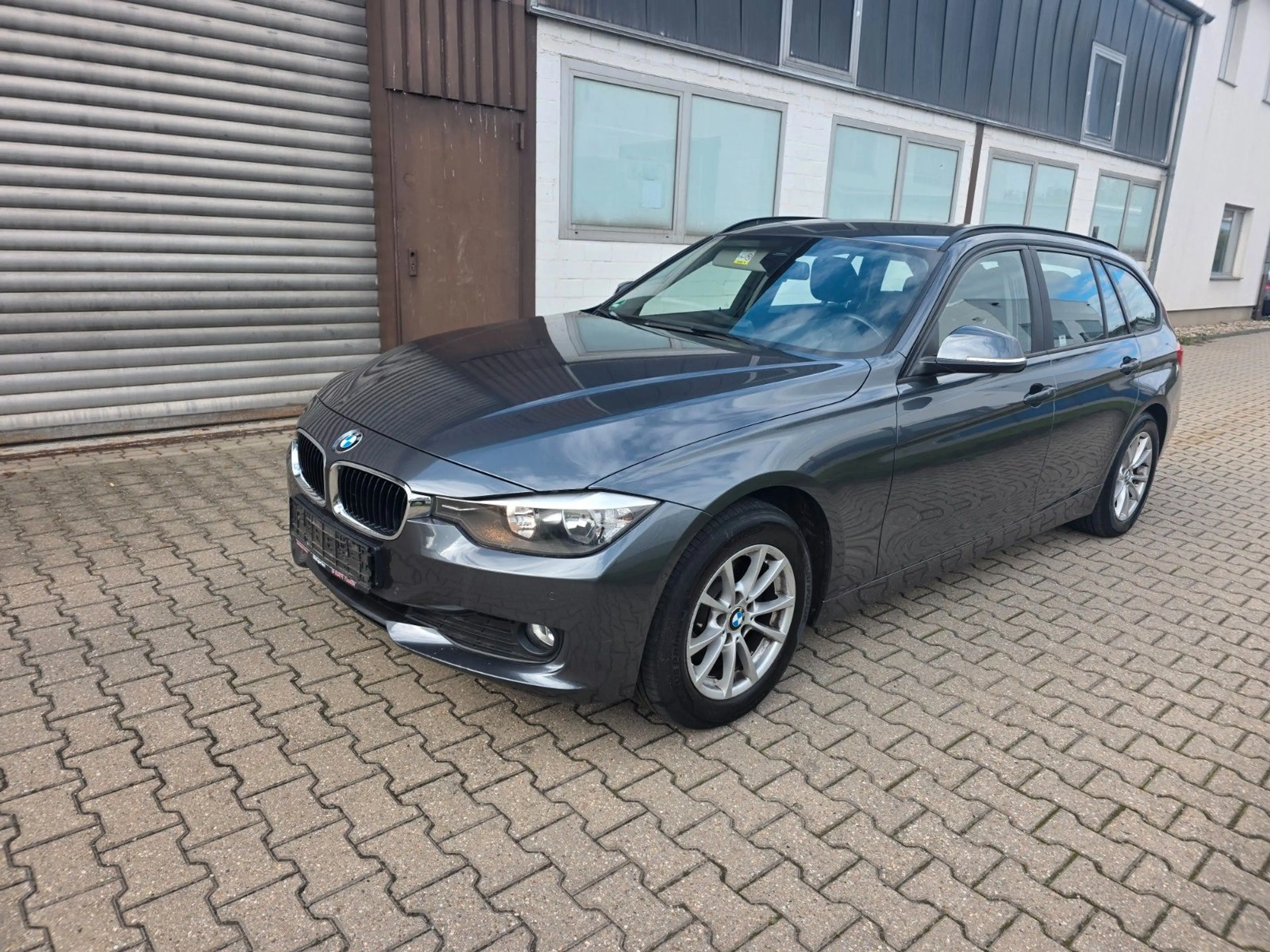 BMW 320 d x Drive Touring Sport Line Automatik Euro 5