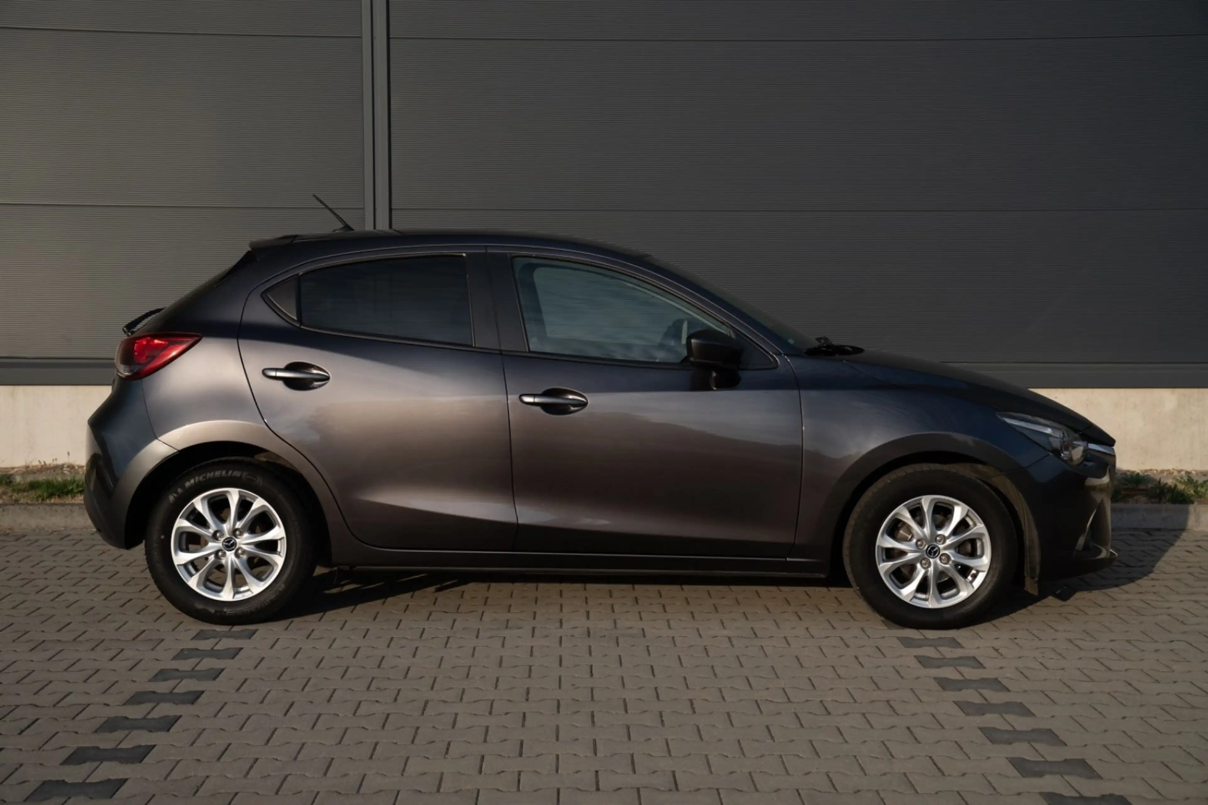Mazda 2 Lim. Prime-Line*SHZ*RFK*TEMP*APPLE*DAB* — photo 9