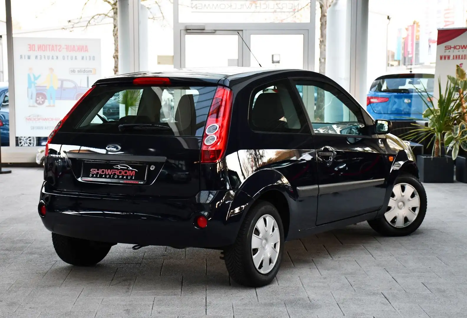 Ford Fiesta Fun X Klima 1.Hand 25tkm! Blau - 2