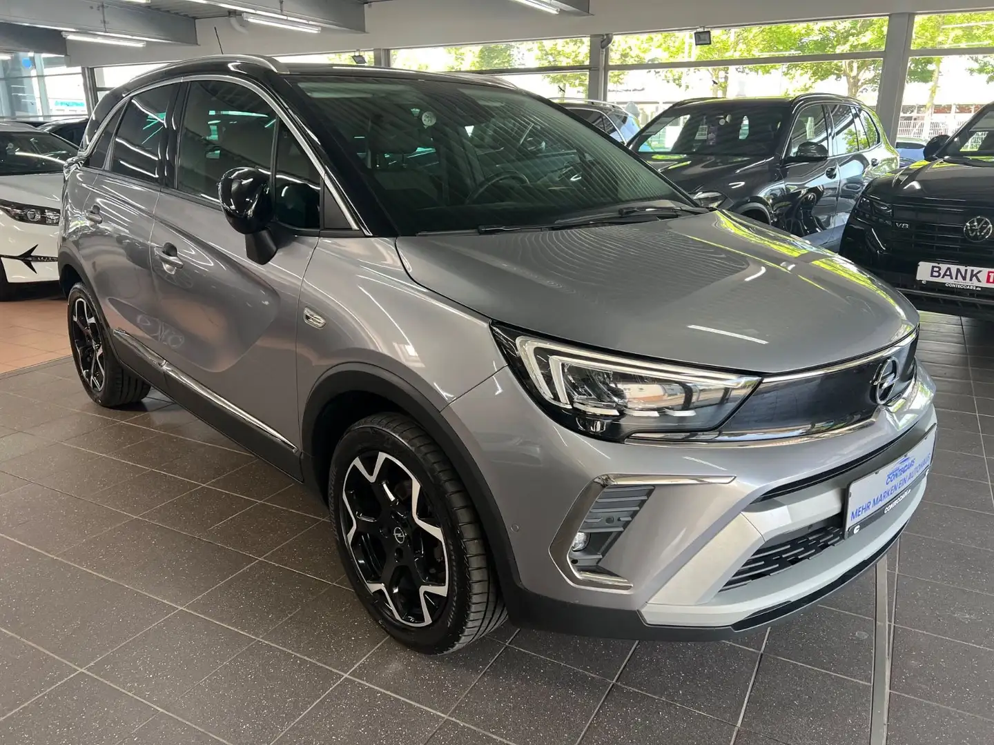 Opel Crossland (X) 1.5 D Ultimate SEHR VIELE EXTRAS Gris - 2