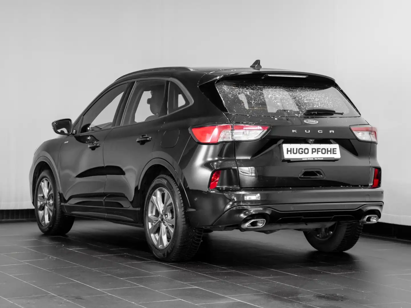 Ford Kuga ST-Line 1.5 EcoBoost 110kW Sports Utility Vehicle. Schwarz - 2