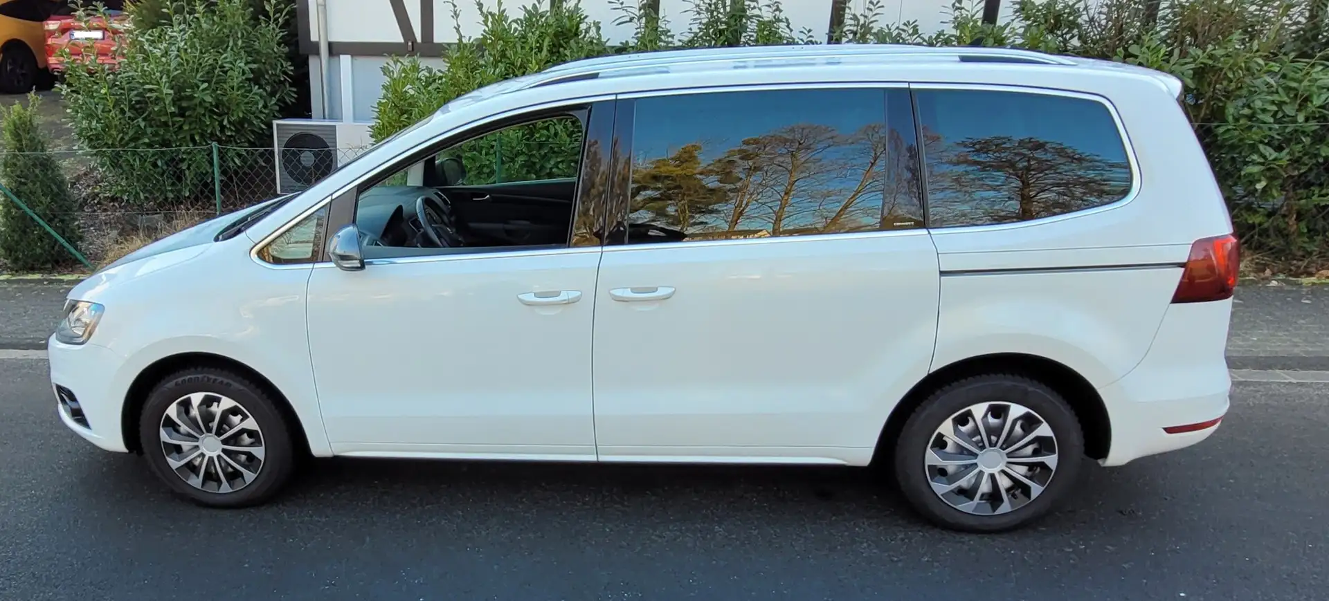 SEAT Alhambra Alhambra 2.0 TDI Ecomotive Connect Weiß - 1