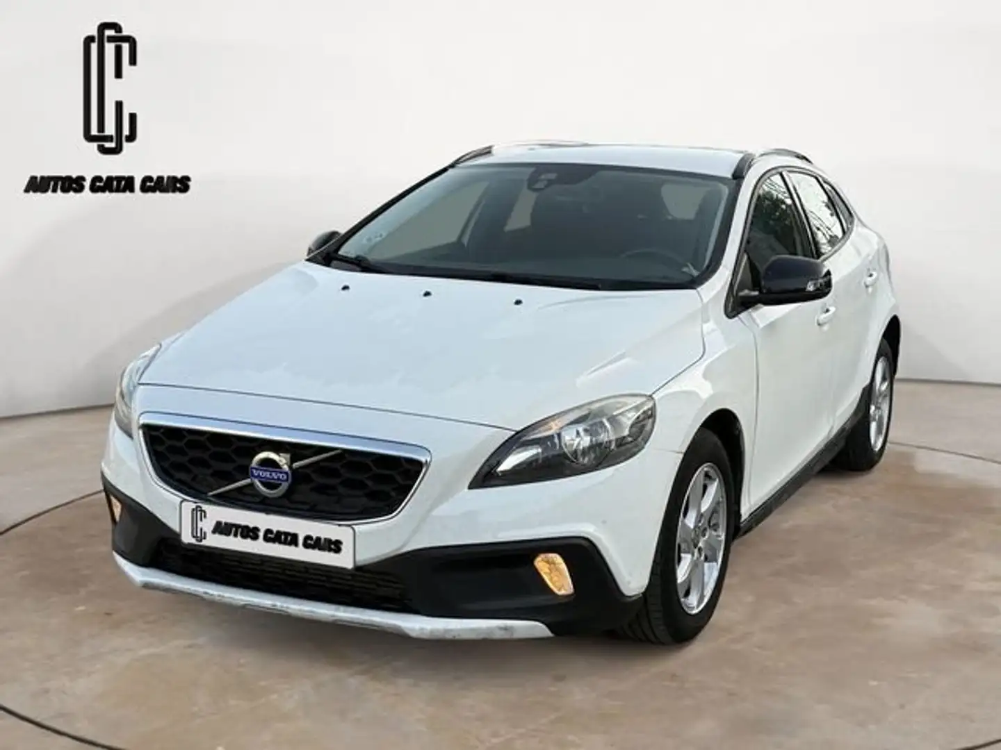 Volvo V40 Cross Country D2 Kinetic Weiß - 2