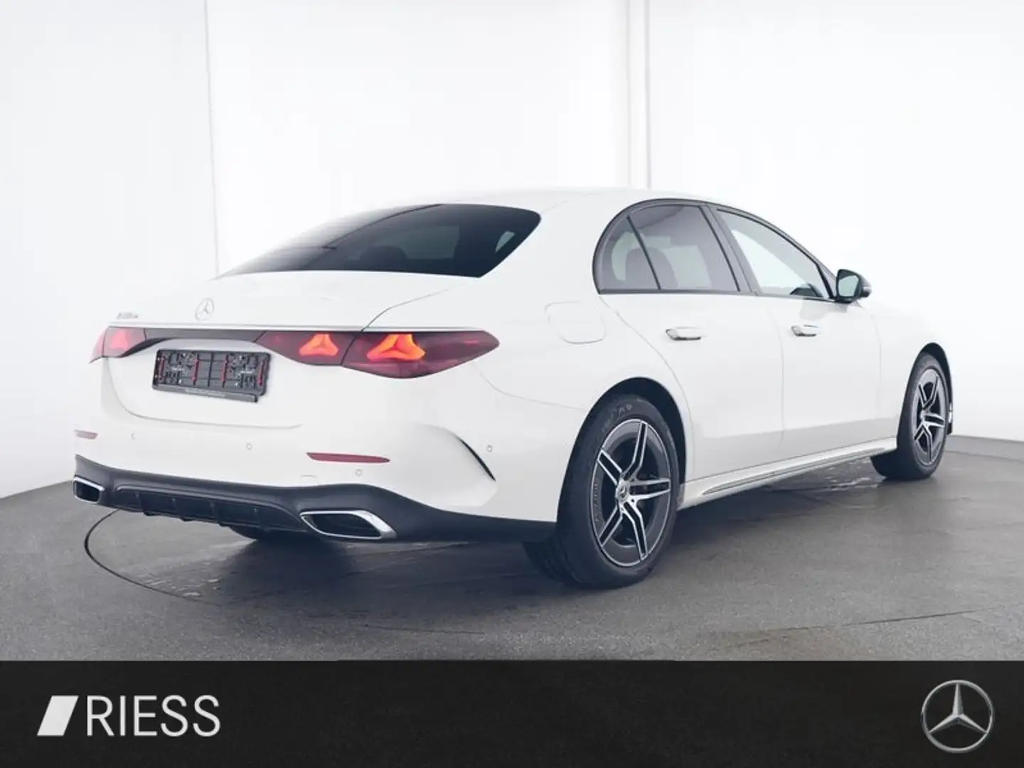 Mercedes-Benz E 300 de AMG Sport Night Superscreen Burmes 360 Weiß - 2