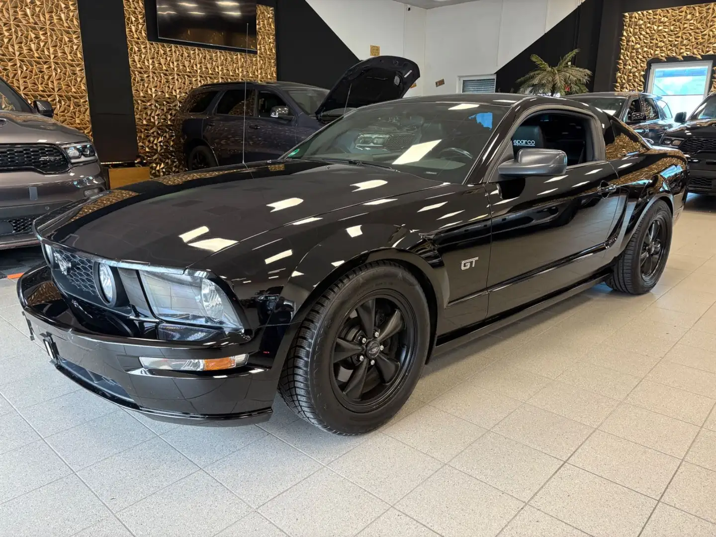 Ford Mustang 4.6 V8/All Black/Handschalter/Leder/LPG Noir - 1