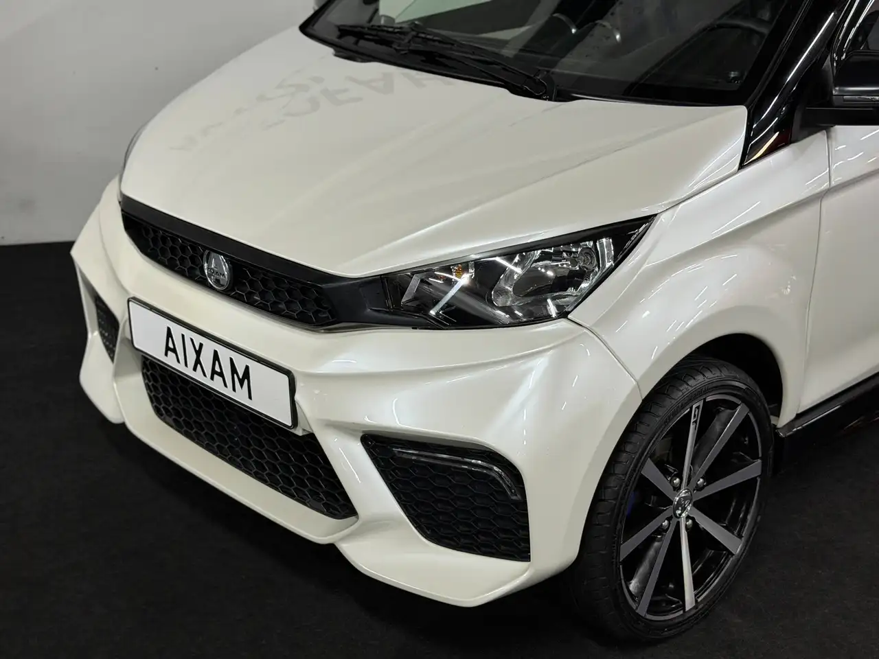 Aixam Coupe e-GTI, Sport, Elektro, Webasto, Carplay, Sound, RFK, Emotion, Inkl Lieferung, миниатюра 4